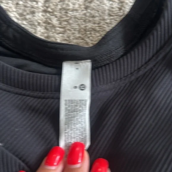 Lululemon Athletica Black Ribbed Yoga Bra size 6 - Picture 3 of 4